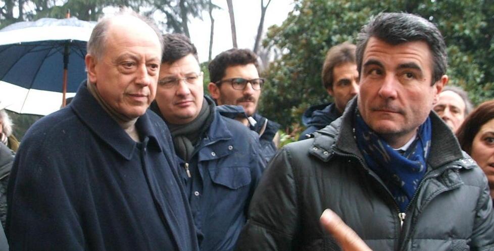 Ora il Pd invita i “litiganti” a riflettere 