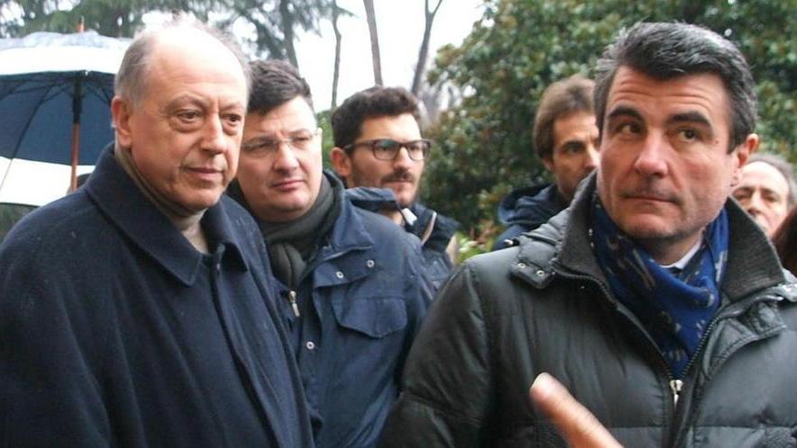 Ora il Pd invita i “litiganti” a riflettere