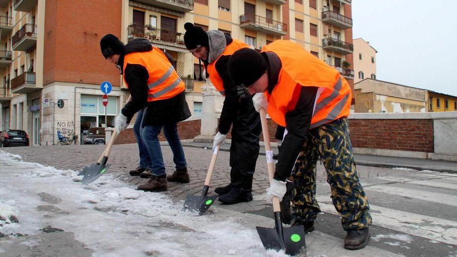 Rischio ghiaccio e neve: il Comune distribuisce sale