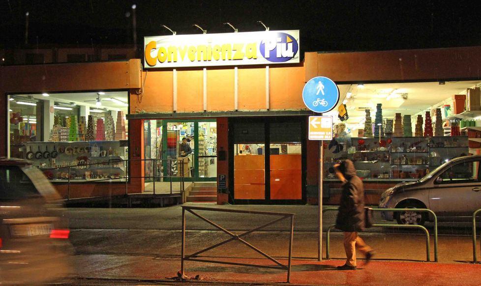Smurano la cassaforte bottino di 10mila euro 