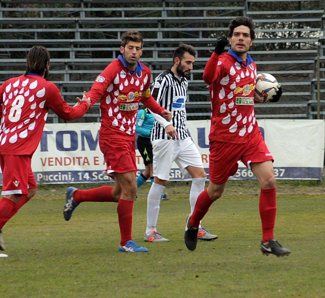 Gavorrano, colpo d'autore a Massa
