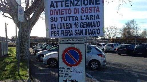 Trecento posti auto persi per fare posto al luna park
