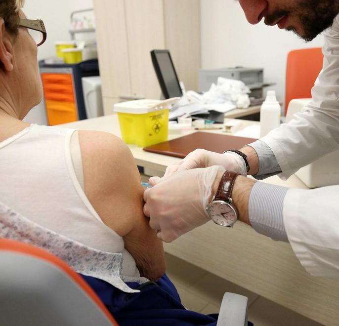 Ci si può vaccinare anche dai pediatri e dai medici di base