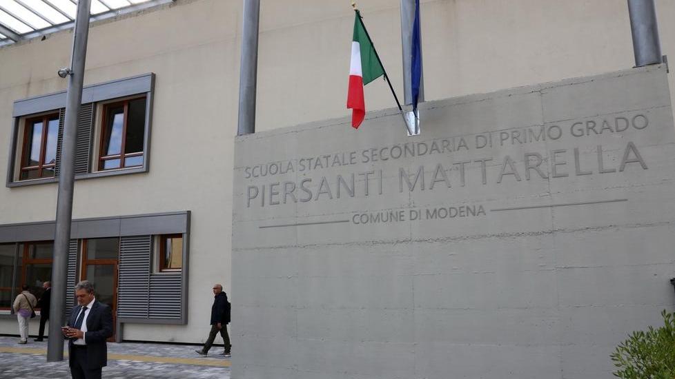 Modena: Iscrizioni alle medie, è il caos nello stradario