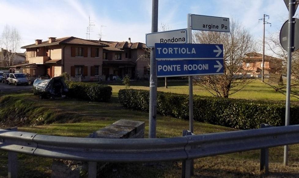 Si rompe condotta: quartiere senz’acqua
