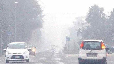 Guida su strada col ghiaccio alcuni consigli da ricordare