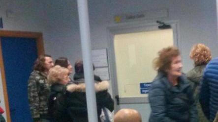 I sindacati: «I medici non sono capri espiatori»
