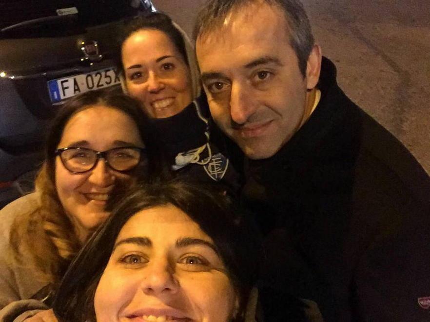 Il selfie con l’“avversario” Giampaolo