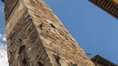 Torre dell’Orologio: sconto fiscale del 65% se adotti uno scalino