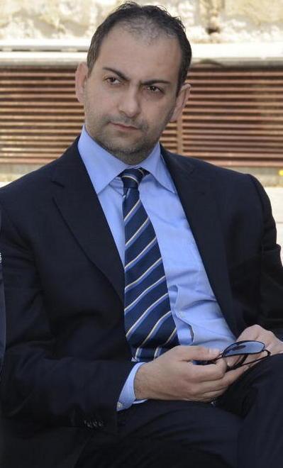 Pugni contro la vetrata Cerciello sotto processo 
