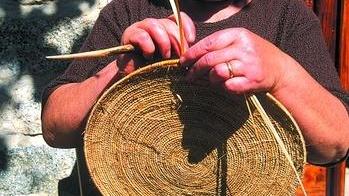 Uno spazio per le artigiane dell’asfodelo
