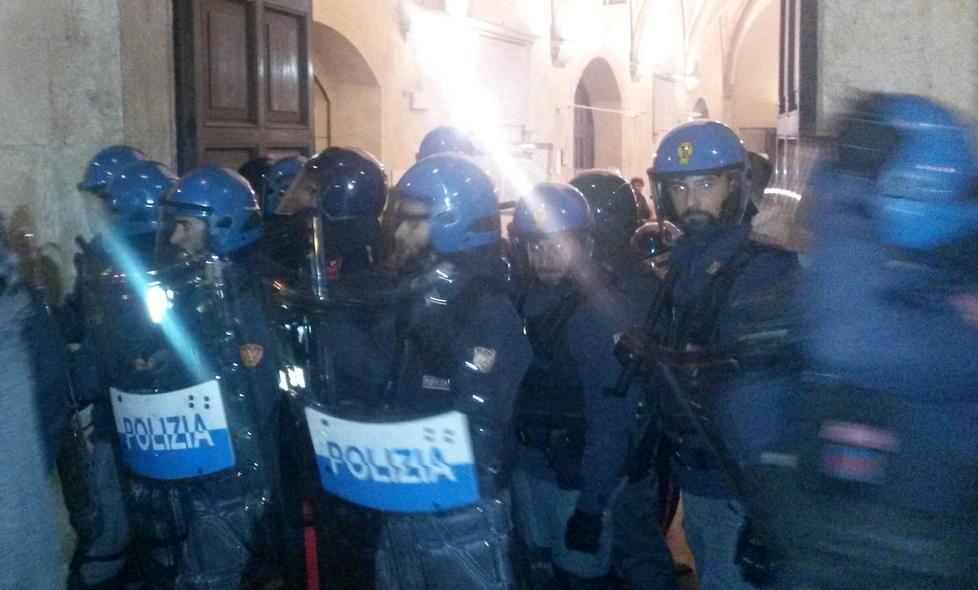 Scatta l’allarme sicurezza “blindato” il municipio 