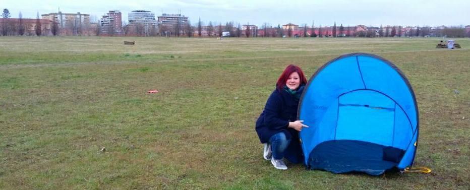 Vasco a Modena park: una tenda al parco Ferrari, e lo scatto diventa virale 
