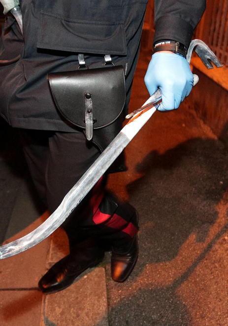 Tre furti in un giorno sgominata banda sei gli arrestati 