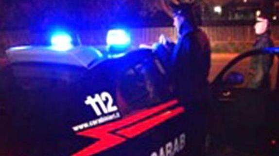 Picchia la convivente in casa e la manda all’ospedale: arrestato