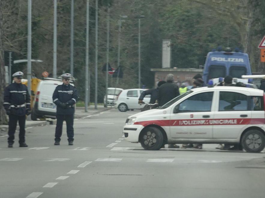 Case occupate abusivamente Tensione per lo sgombero