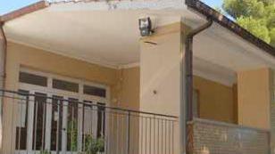 Scuola al freddo, il sindaco la chiude