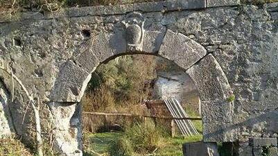 Rischia di crollare la Porta Bertrame