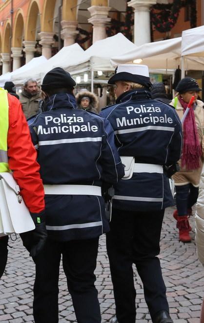 Ubriaco fa irruzione in Duomo 
