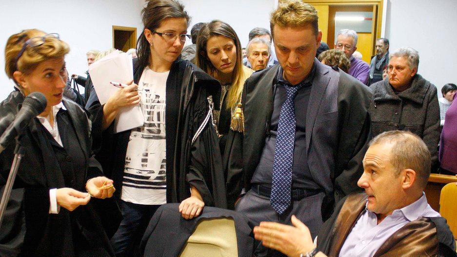 Stangata all’ex broker e a Mediolanum