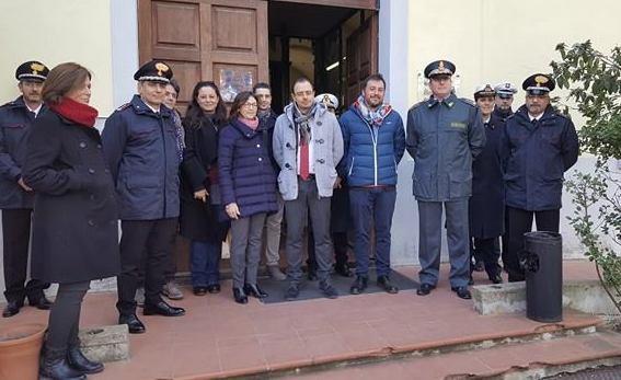 La visita della prefetta divide il Comune 
