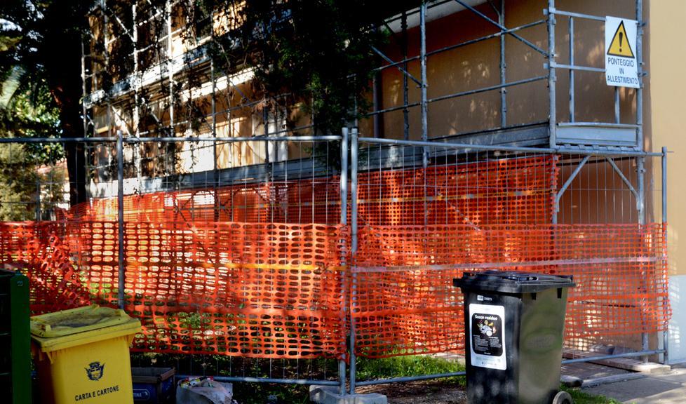 Scuola di via Lanusei, bloccato da mesi il cantiere fantasma 