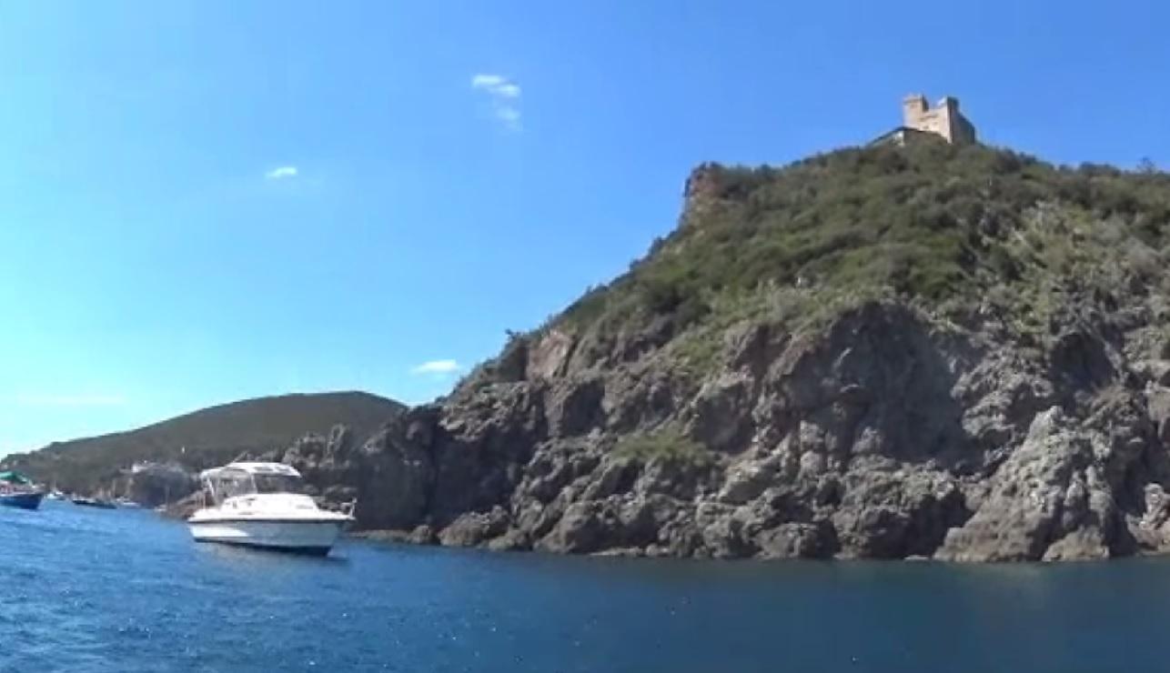 Romito: mare e scogliera