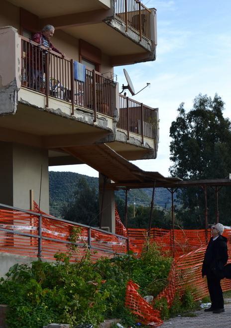 Bosa, case popolari subito gli interventi per la sicurezza 