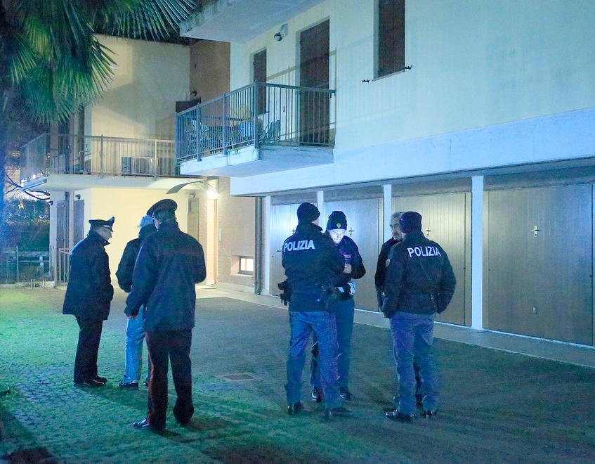 Docente muore nella sua casa Accertamenti della polizia
