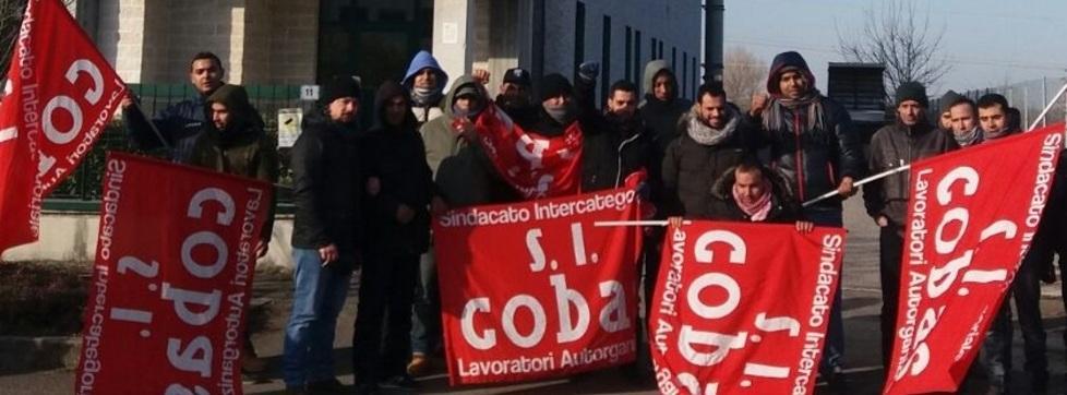 «Licenziati con una mail» Nuova protesta alla Adm