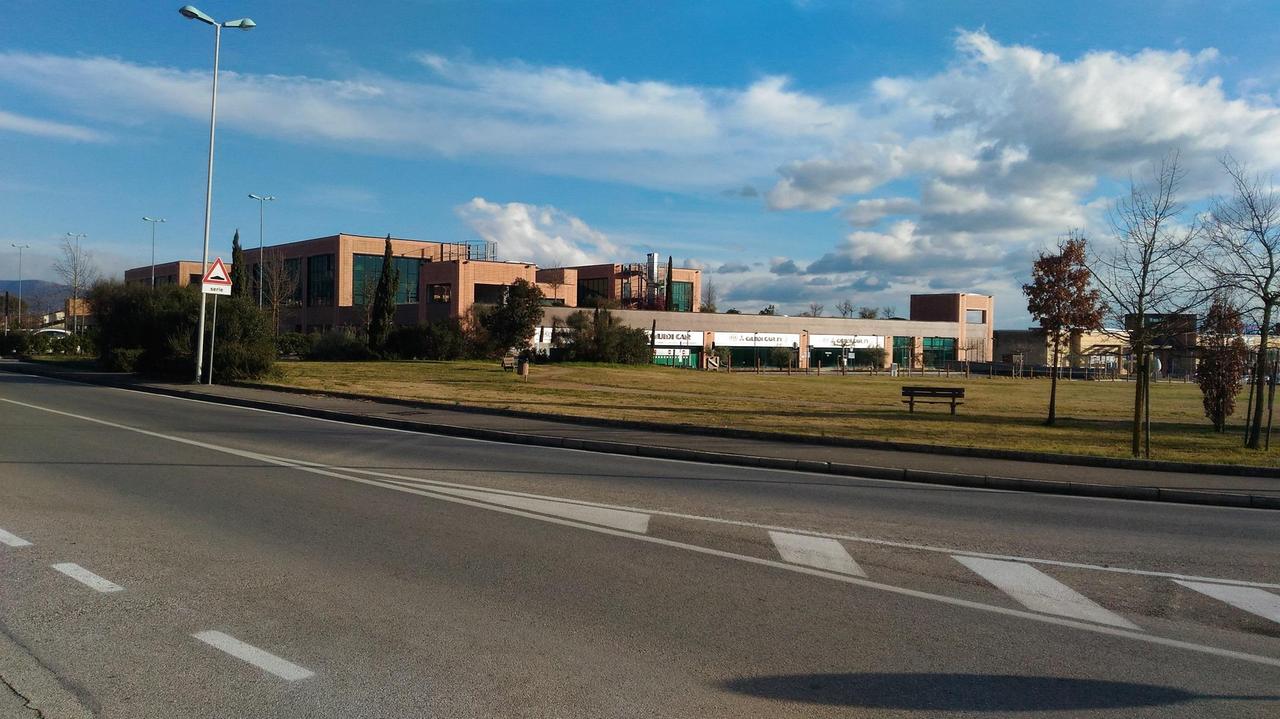 All'ex Pallavicini parchi e piste ciclabili al posto delle case