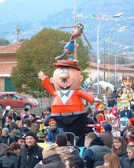 Cresce il Carnevale di Veneri 