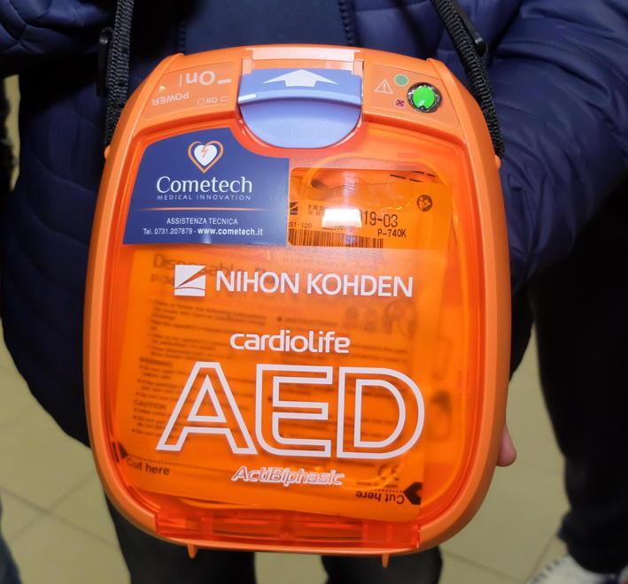 Rubato defibrillatore lettera aperta al ladro