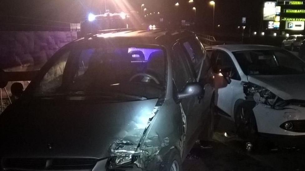 Ragazza ferita a Bondeno nello schianto fra tre auto