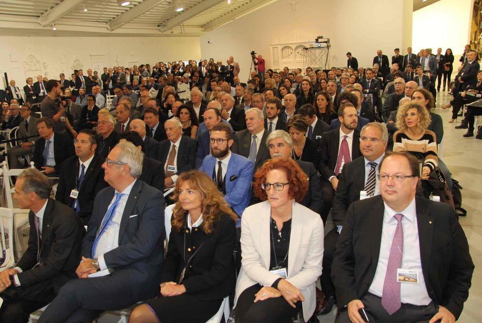 Un commercialista del tessile col pallino della comunicazione