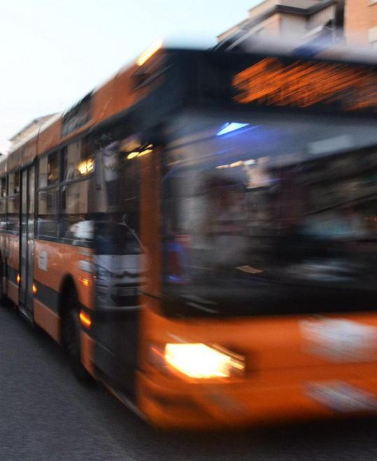 Trasporto pubblico, i bus Ctt diventano “intelligenti”: un’App segnalerà il ritardo 