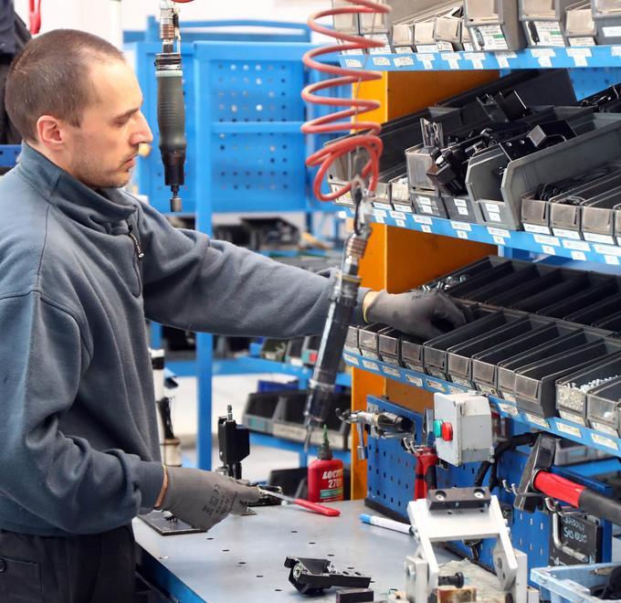 Fuori dalla crisi, tredici aziende in ripresa e nuovi posti di lavoro