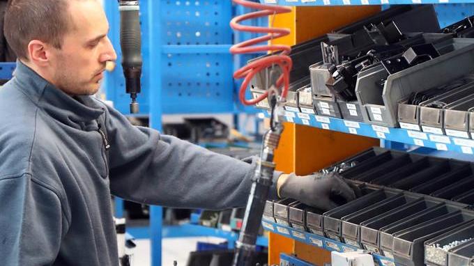 Fuori dalla crisi, tredici aziende in ripresa e nuovi posti di lavoro