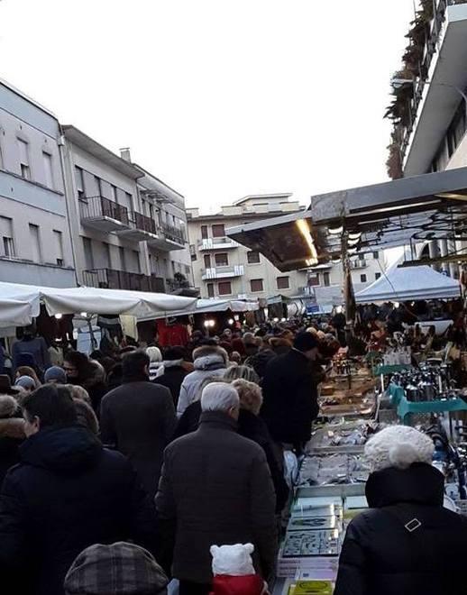 Commercio, Mercato del Forte verso l’edizione zero: il Comune va avanti, ma ci sono contrasti 