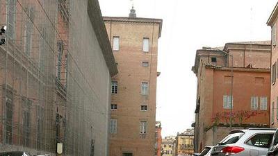 Ztl in ritardo, 1300 euro di multa a Modena