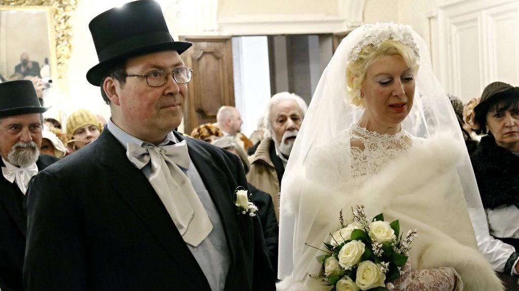 David Di Luca e Mihela Giorgi durante la celebrazione del matrimonio