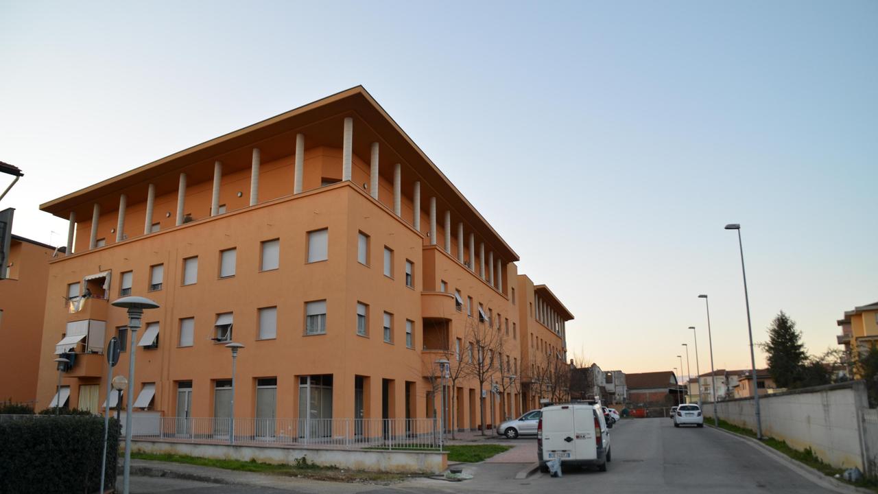 Il maxi condominio in via Leonardo da Vinci