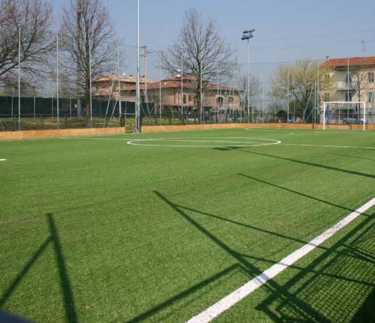 Botte in campo a Castelnuovo: ora il padre chiede scusa 