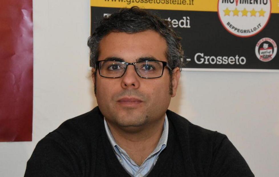 I 5 Stelle: «Le notizie sul tubone? Aria fritta» 