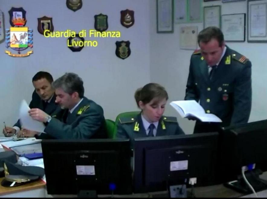 La cancelliera indagata: «Ma quale truffa, il prestito restituito con gli interessi» 