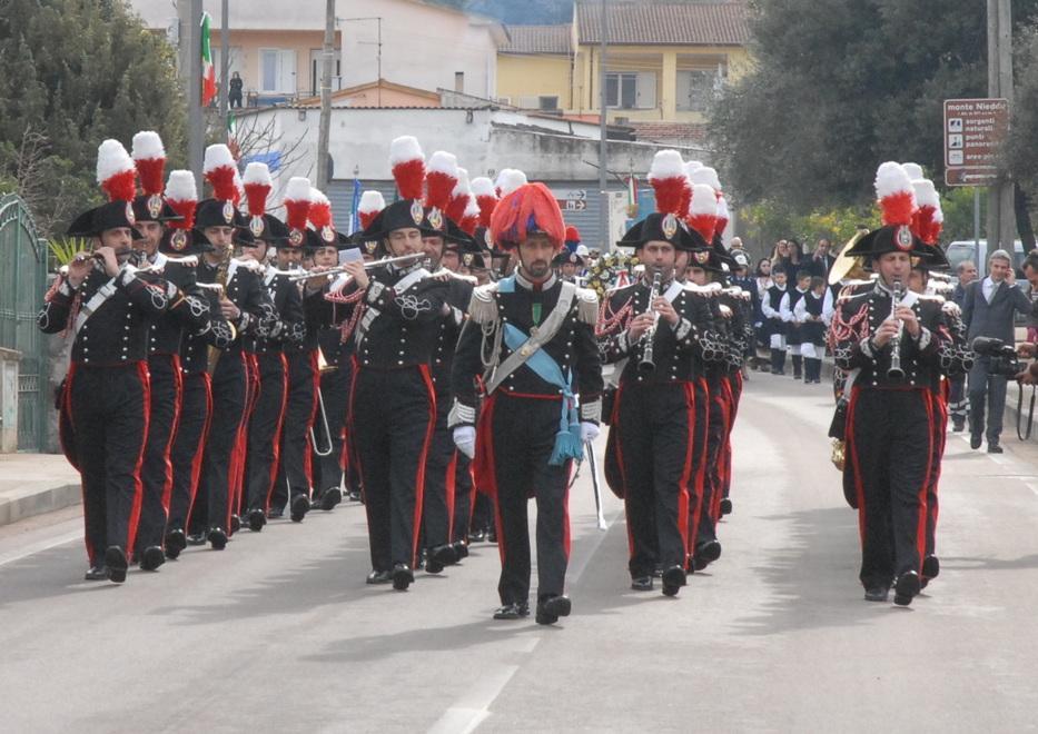 Giornata della Memoria con banda dell’Arma e il sottosegretario Rossi