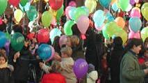“Circondati di gioia” centinaia di bambini alla Festa della pace 