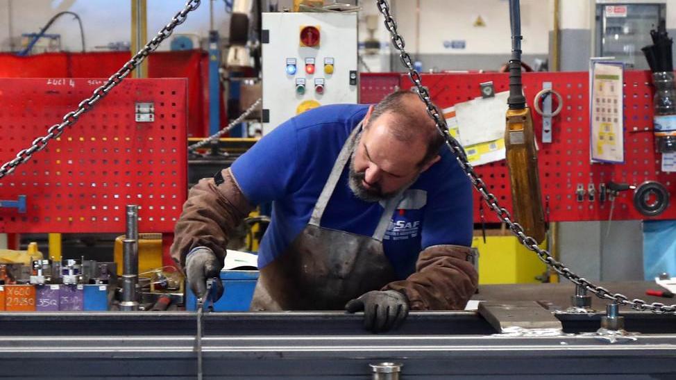 Montanti per carrelli elevatori I primi distributori in Europa