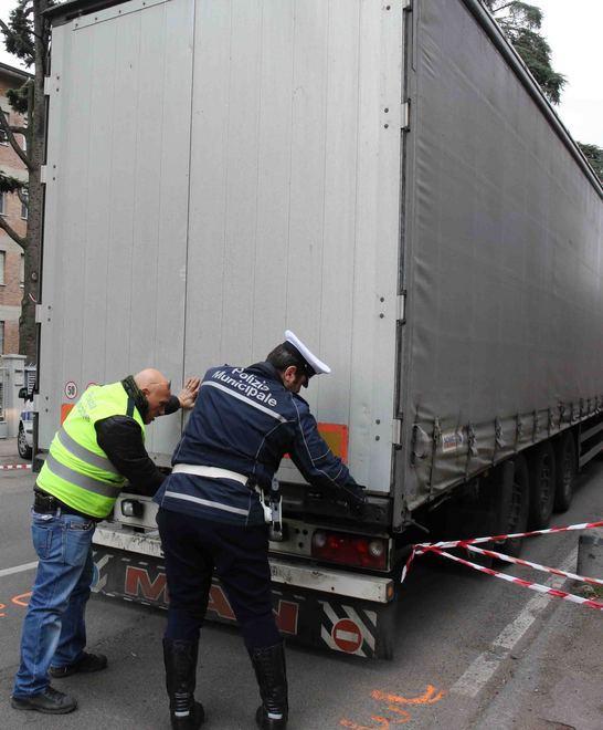 «Vogliamo più sicurezza in via Manara» 