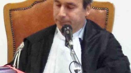 Baciò e toccò ragazzina. Anziano condannato